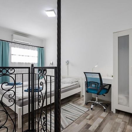 Bpr Simply Azure Apartment Budapesta Exterior foto