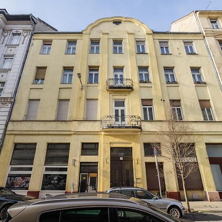 Bpr Simply Azure Apartment Budapesta Exterior foto