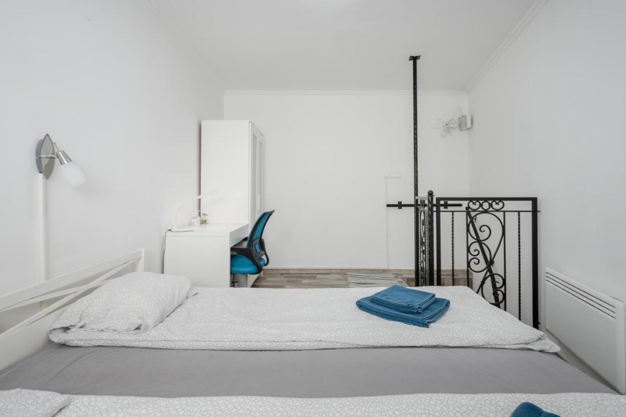 Bpr Simply Azure Apartment Budapesta Exterior foto